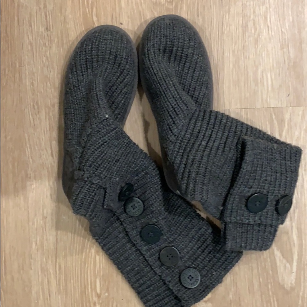 Knit ugg boots